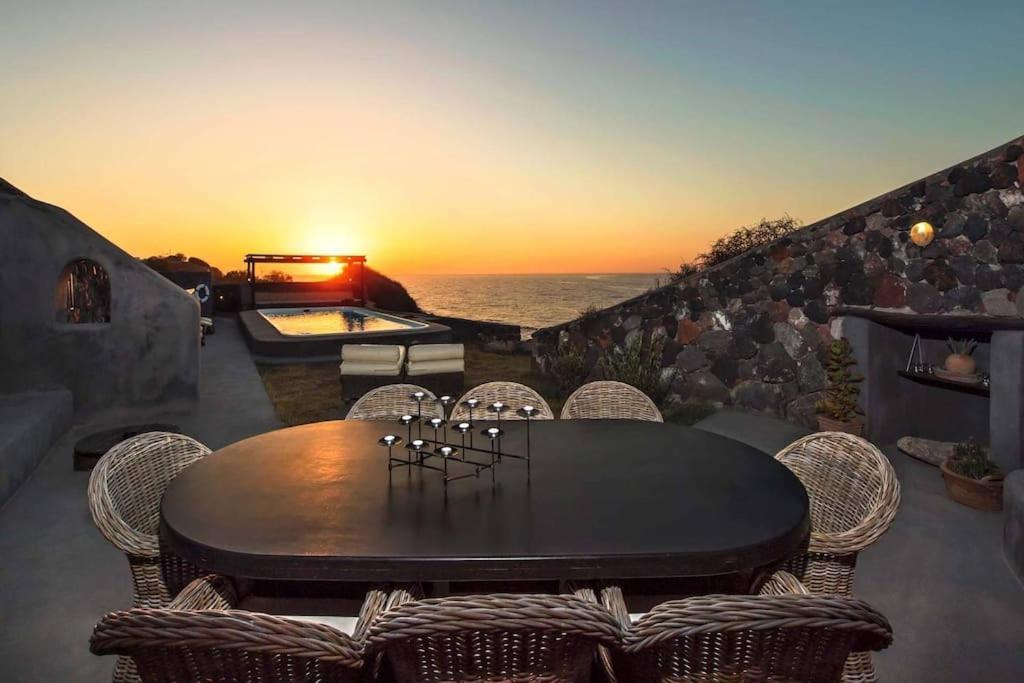 Ramni House: Private Villa With Pool By The Sea 이아 외부 사진